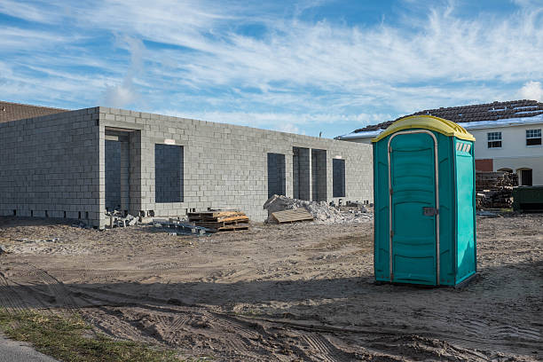 Portable Toilet Options We Offer in Palm Springs, CA